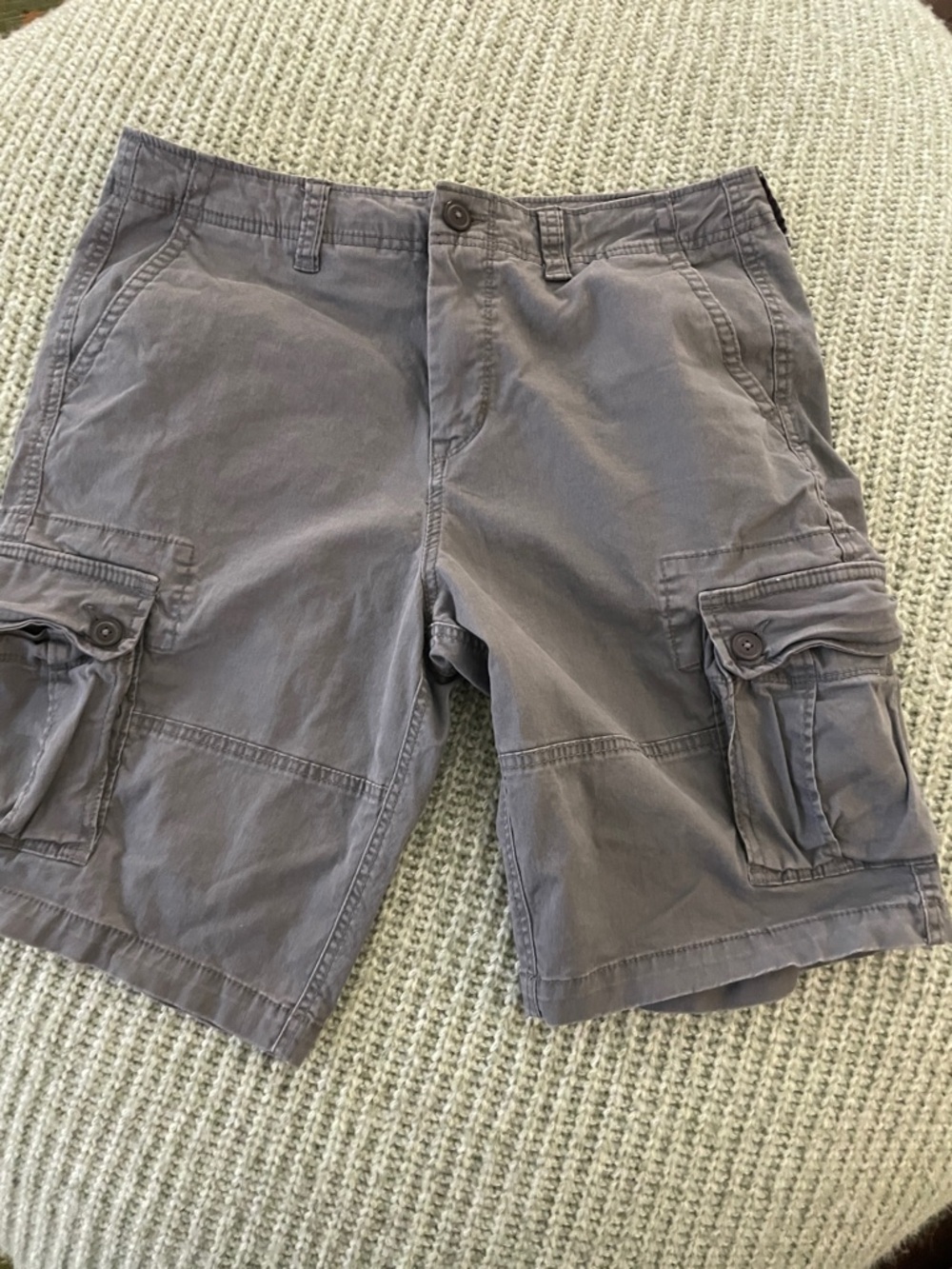 Aeropostale Men's Gray Cargo Shorts with Buttoned Flap Pockets